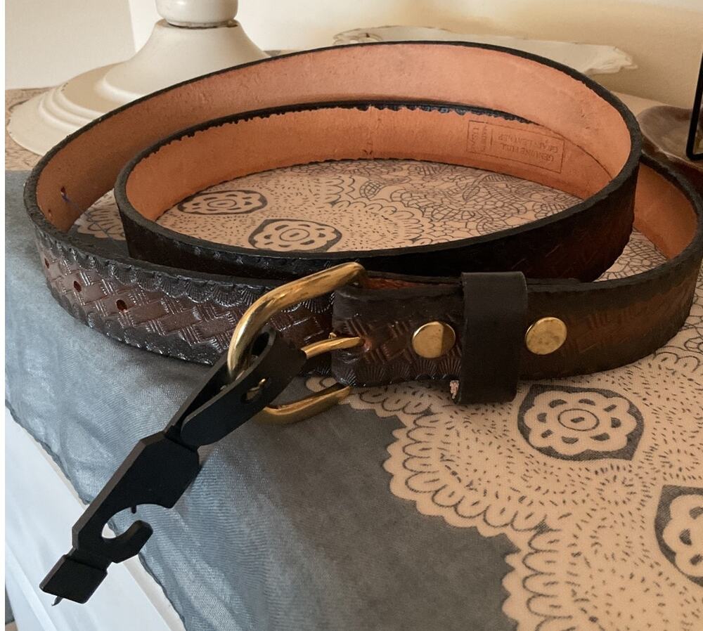 NEW Full Grain Leather Belt Men’s Unisex Brown End to End 55”
